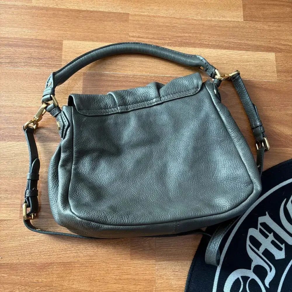 Marc by Marc Jacobs Lil Ukita Crossbody Shoulder Bag Gray Pebbled Leather